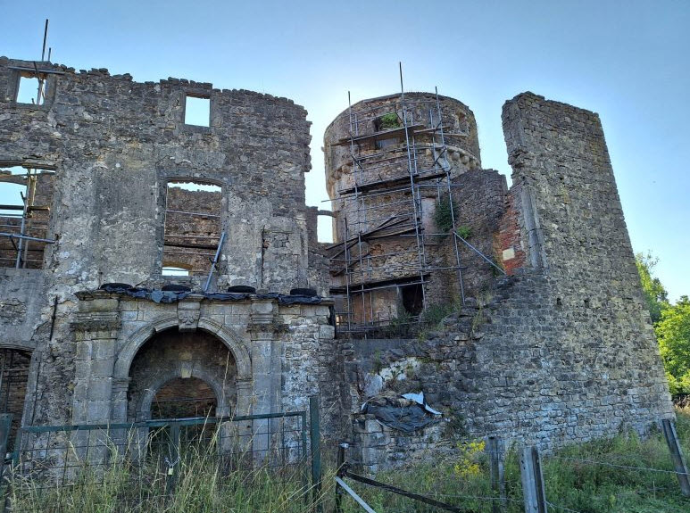 Autelbas Castle, Belgium